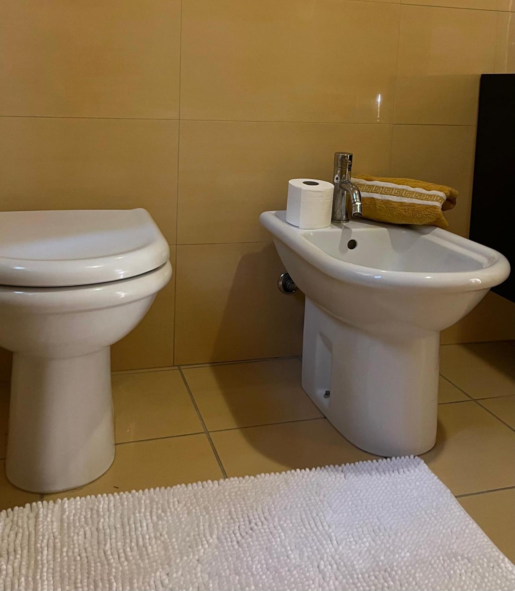 Ferienwohnung Centro Storico Eleganza E Lusso Nel Monferrato Casale Monferrato Exterior foto